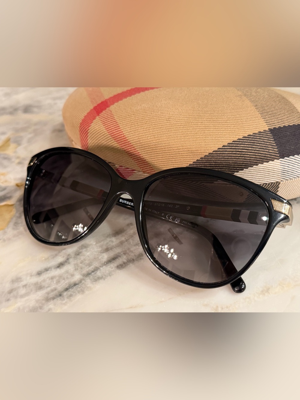 BURBERRY BE 4216 3001T3 Black cat eye Polarized grey gradient sunglasses - Picture 11 of 16